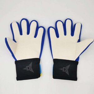 Guantes de Portero de Fútbol Daizen Star, Látex Morado y Amarillo, Dedos Completos, Antideslizantes, Transpirables, con Cierre de Gancho y Bucle, Correa de Muñeca Ajustable - Product Image 4