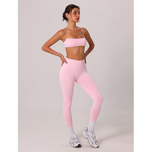 Conjunto de Yoga Antiestático para Mujer, Tela Antidesgarro con Protección UV, Bra Deportivo, Leggings de Cintura Alta, Diseño Moldeador, Nailon y Spandex, Color Puro - Product Image 6