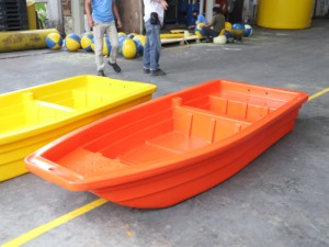 Bote Profesional de Polietileno KEMAN de 2,6 Metros |   Bote de Rescate de Pesca de Plástico PE |   Utilizado para aplicaciones al aire libre - Product Image 1