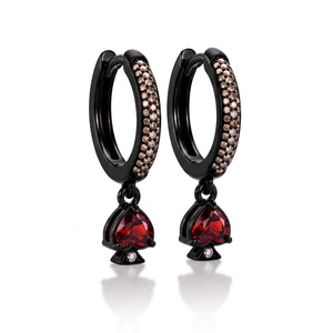 Pendientes de Plata de Ley 925 con Diamante Cultivado en Laboratorio, Corte Brillante Redondo, Cuatro Puntas, Solitario, para Mujer, Certificado IGI - Product Image 3