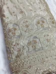 Tissu de soie scintillant Cosmos de luxe de haute qualité avec broderie laser à perles lourdes pour robes de mariée à bon prix - Product Image 6