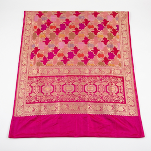 Sari de Seda Brocada Banarasi con Borde de Lujo, Estilo Kanchipuram, Tejido Jacquard, Sari Tradicional Indio para Fiestas - Product Image 1