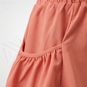 Jupe courte élastique à taille élastique pour femmes, style décontracté, couleur unie, tissu tissé 100% polyester, à porter en toutes saisons - Product Image 5