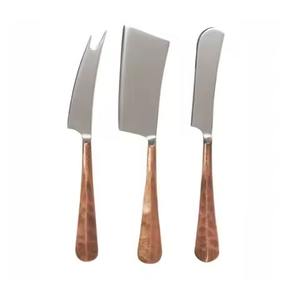 Ensemble de couteaux à fromage contemporains en métal avec manche en résine – Collection de couteaux à fromage haut de gamme – Collection de trancheurs à fromage - Product Image 2