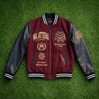 Veste bomber pour homme en laine bordeaux avec manches en cuir noir, broderie personnalisée, OEM ODM