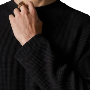 T-shirt à manches longues en coton noir pour homme, col rond, style streetwear décontracté, tissu texturé doux - Product Image 4