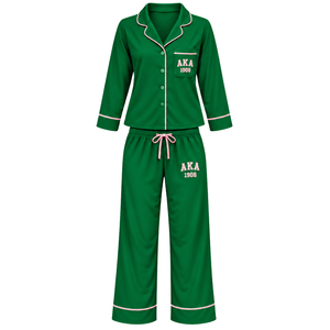 Conjunto de Pijama de Lujo Verde para Mujer con Logotipo 1908 Bordado, Camisa de Manga Larga con Botones, Pantalones a Juego y Rosa - Product Image 1