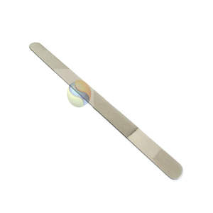 Tijeras Profesionales de Acero Inoxidable para Cutículas, 7mm, Punta Afilada, Herramienta para Manicura y Pedicura (Empaquetado en Caja), Corte de Uñas Premium - Product Image 2