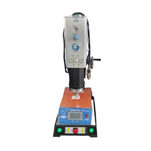 Machine de chute de vibration de <span class=keywords><strong>buse</strong></span> à ultrasons de porte de coureur d'injection - Product Image 1