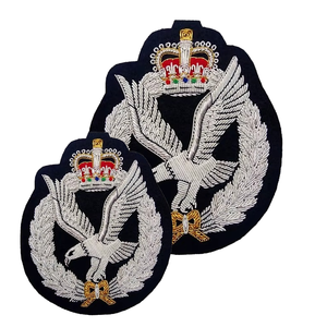 Nouveauté : Badges personnalisables de haute qualité, 100% faits à la main, broderie personnalisée, couleur personnalisée, forme personnalisée, taille personnalisée, respectueux de l'environnement - Product Image 2