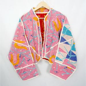 Chaqueta vintage para mujer 100% Kantha, hecha a mano en India, estilo bohemio con bordado, cierre abierto, chaquetas a la moda con estampado floral. - Product Image 1