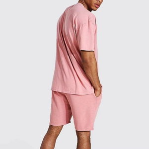 Ensemble T-shirt et short pour homme en tissu éponge respirant à séchage rapide, coupe décontractée et oversize, 100% coton rose, idéal pour la gym et l'été - Product Image 2