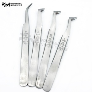 Pince à épiler RMI de haute qualité en acier inoxydable, pointe en fibre à 90 degrés et poignée design étoile, finition mate. - Product Image 2