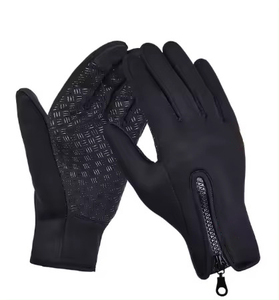 Guantes Personalizados con Logotipo para Dedos Completos |   Tela Transpirable Sublimada y Acolchado de Seguridad |   Fábrica Mayorista - Product Image 3