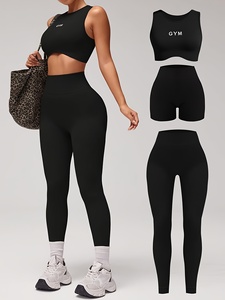 Ensemble de yoga trois pièces Atlaset pour femme – Taille haute, sans coutures, pour entraînement et gym – Soutien-gorge de sport, leggings, veste – Logo personnalisé OEM ODM Privé - Product Image 1