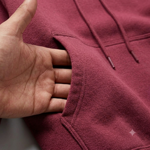 Sudadera con Capucha Rosa Oscuro, Mangas Largas, Cierre con Cordón, Ideal para Actividades al Aire Libre, Prenda Básica Versátil para Invierno, Mezcla de Algodón - Product Image 6