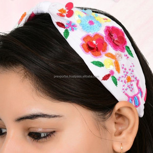 Nouveau Bandeau Fait Main en Tissu Blanc Brodé avec Nœud Croisé Large pour Enfants, Style Mignon et Tendance - Product Image 5