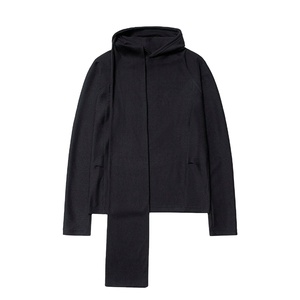 2025 printemps hommes nouveau formel sweat à capuche haut tissé polaire bas superposition Poncho écharpe cou Niche conception pull ample - Product Image 4