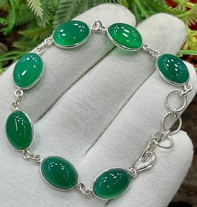 Bracelet en onyx vert naturel, plaqué argent 925, fait main, avec cabochon ovale, bijoux pour femmes - Product Image 1