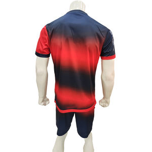 Ensemble Maillot et Short de Football pour Hommes – Respirant, Grandes Tailles, Imprimé, Léger, Personnalisable – Tenue de Football en Gros pour Équipes Sportives (OEM) - Product Image 4
