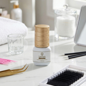 [Lashya] Signature <b>Adhesive</b> 1-2s Expert <b>Lash</b> Artist Choice Private Label Eyelash Extension Glue Supply - Product Image 1