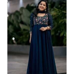 ชุดราตรีดีไซน์เนอร์ไซส์ XL และชุดเดรสสำหรับงานปาร์ตี้ - Product Image 3