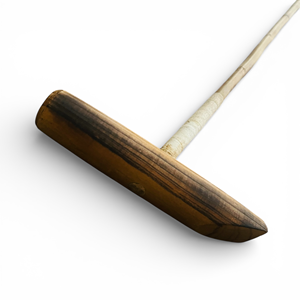 Bastón de polo antiguo BU de los años 1900 - Restaurado, encerado y envejecido - Mango de cuero - Acabado natural quemado en la cabeza y el eje - Bastón de 48 pulgadas - Product Image 3