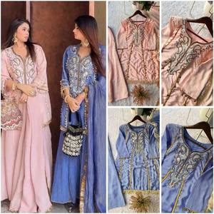 VASTRA COTTAGE Atasan Chinon Desainer dengan Renda Koin Emas dan Bordir Payet, Dupatta Mikro, Pakaian Pesta - Product Image 2