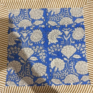 Servilletas de Tela Cuadradas Modernas Vintage Hechas a Mano 100% Algodón, Estampadas a Mano para Bodas, Eventos, Fiestas en Casa, Navidad, Cocina - Product Image 4