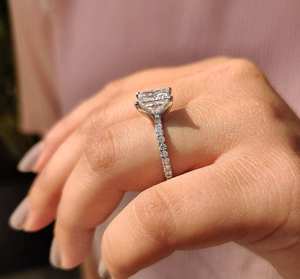 Bague de fiançailles et de mariage Kushi Diamond Designer, taille princesse, pavée de diamants, en argent sterling certifié IGI, luxe premium - Product Image 2
