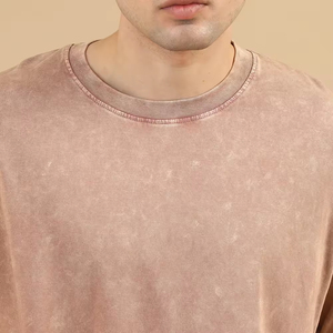 Camisetas para hombre con el mejor material, lavadas al ácido, del mejor fabricante. Camiseta oversize con corte cuadrado, lavada al ácido, de color liso. Camisetas para hombre sin estampado. - Product Image 6