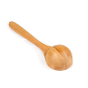 Ensemble d'ustensiles de cuisine écologiques en bois d'acacia foncé avec logo personnalisé, design classique, spatules, cuillères et accessoires. Commande - Product Image 5