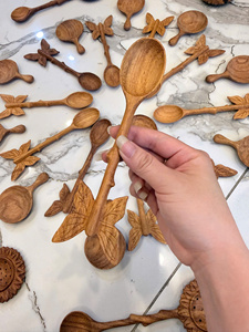 Cuchara de Madera Hecha a Mano en Vietnam, con Forma de Flor, Vajilla Decorativa, Utensilio de Cocina, Venta al Por Mayor, OEM, ODM - Product Image 2