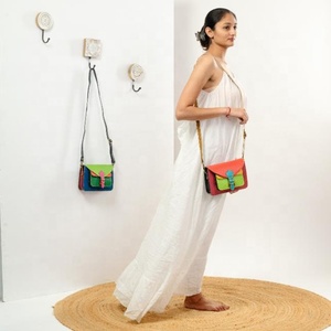 LW กระเป๋าหนังวินเทจหรูหราสำหรับสตรีสไตล์เพรพพี้ที่จับเดี่ยวแบบพกพาโบฮีเมียนกระเป๋าคอลเลกชันฤดูหนาวหลากสี - Product Image 6