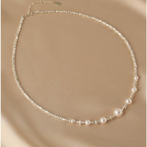 Collar de Cadena con Degradado para Mujer, de Alta Gama, Versátil, con Perlas de Agua Dulce y Plata Desgastada, para Suéteres, Diseño Exclusivo - Product Image 3