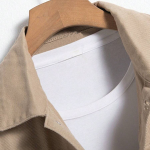 Chaqueta vaquera de mezclilla para hombre OEM, abrigo informal de otoño con botones, chaqueta vaquera oversize para hombre, estilo casual con lavado ácido. - Product Image 4