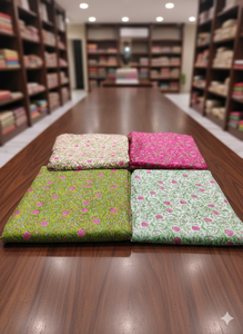 Tissu Popeline 100% Coton Peigné Léger, Respirant, Absorbant l'Humidité, Écologique et Imprimé Le Souvenirs pour Filles - Product Image 3