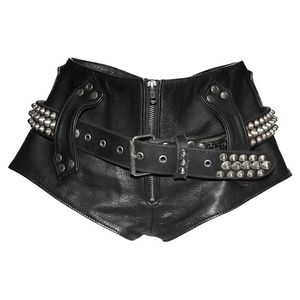 Shorts de Cuero con Tachuelas, Cintura Alta, Estilo Gótico, con Cordones Delanteros y Detalles de Remaches, Color Negro - Product Image 1