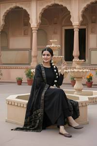 Conjunto de Kurta, Pantalón y Dupatta de Rayón Negro para Mujer, Pantalón Completamente Cosido y Parcialmente Elástico, Mercado Mayorista de Ropa - Product Image 3