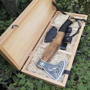 Hache Viking Ragnar forgée à la main, hache de camping, coffret cadeau en bois, gravure personnalisée, acier à haute teneur en carbone, cadeau de Noël DIY pour hommes - Product Image 3