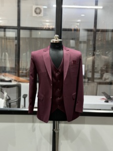 Costume d'affaires bordeaux pour homme, style britannique, simple boutonnage, col à revers, devant plat, coupe droite, anti-rétrécissement - Product Image 1