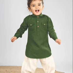 Ensemble kurta pyjama vert pour garçons, vêtements ethniques pour enfants, kurta en coton avec pyjama blanc, tenue traditionnelle festive pour bébés garçons - Product Image 1