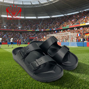 Fabricant de tongs EVA tendance sur le thème de la saison de football, proposant des sandales moulées par injection en gros pour les acheteurs internationaux - Product Image 1