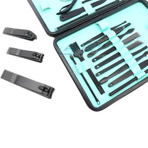 ชุดอุปกรณ์ดูแลเล็บเท้าสำหรับใช้ที่บ้าน ชุดกรรไกรตัดเล็บ ตะไบขัดเงา ที่ดันหนังกำพร้า ตะไบเล็บ และเครื่องมือต่างๆ ชุดดูแลเล็บเท้า - Product Image 3