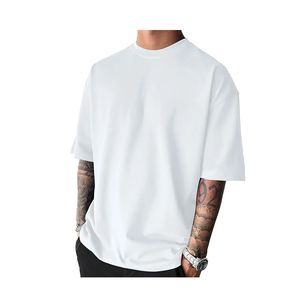 เสื้อยืดคอกลมแขนสั้นสีขาวสำหรับผู้ชาย ทรงปกติ ผ้าเจอร์ซีย์คอตตอน สีพื้น ดีไซน์เรียบง่าย - Product Image 2