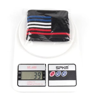 Muñequeras Deportivas de Neopreno y Poliéster Ecológicas, Transpirables, Antideslizantes y Duraderas de la Mejor Calidad para Fitness, Levantamiento de Pesas y Fisicoculturismo - Product Image 6