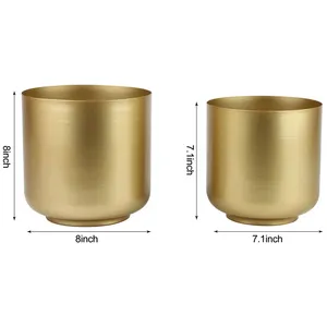 Jarrón de Metal Hecho a Mano de Diseño Nuevo y Premium con Tapa, Soporte Artístico para Decoración Moderna del Hogar, Diseñadores de Interiores, Hoteles - Product Image 4