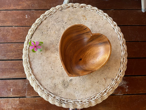 EXTRA <b>LARGE</b> Heart Acacia Wood <b>Bowl</b>| Acacia <b>Bowl</b>| Wooden Heart <b>Bowl</b> | Heart Dough <b>Bowl</b> | Handmade <b>bowl</b> | Salad <b>Bowl</b> - Product Image 2
