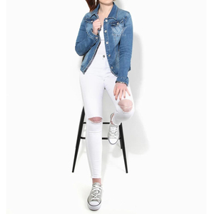 Custom Women's Slim Fit Light Blue <b>Denim</b> <b>Jacket</b> Button Front Long Sleeve Stretch Jean <b>Jacket</b> with Chest Pockets Wholesale - Product Image 2