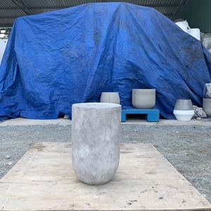Pots de fleurs en béton-ciment fabriqués directement en usine au Vietnam, pots en céramique du Vietnam, prix raisonnable et ajustable. - Product Image 3